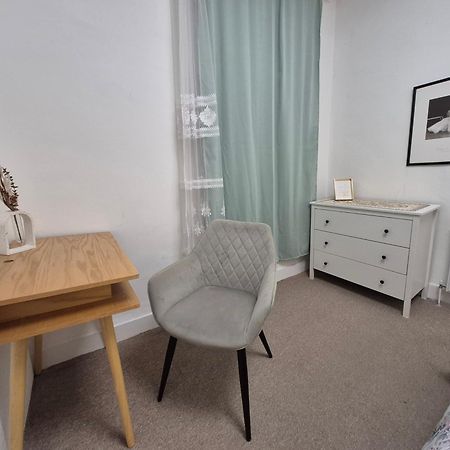 Appartamento Stylish And Bright Flat In London N8 Turnpike Lane - Piccadilly Line Esterno foto